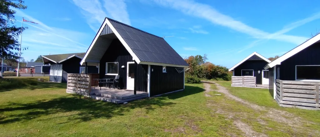 Dejlige hytter med bad og toilet på campingplads i Nordjylland